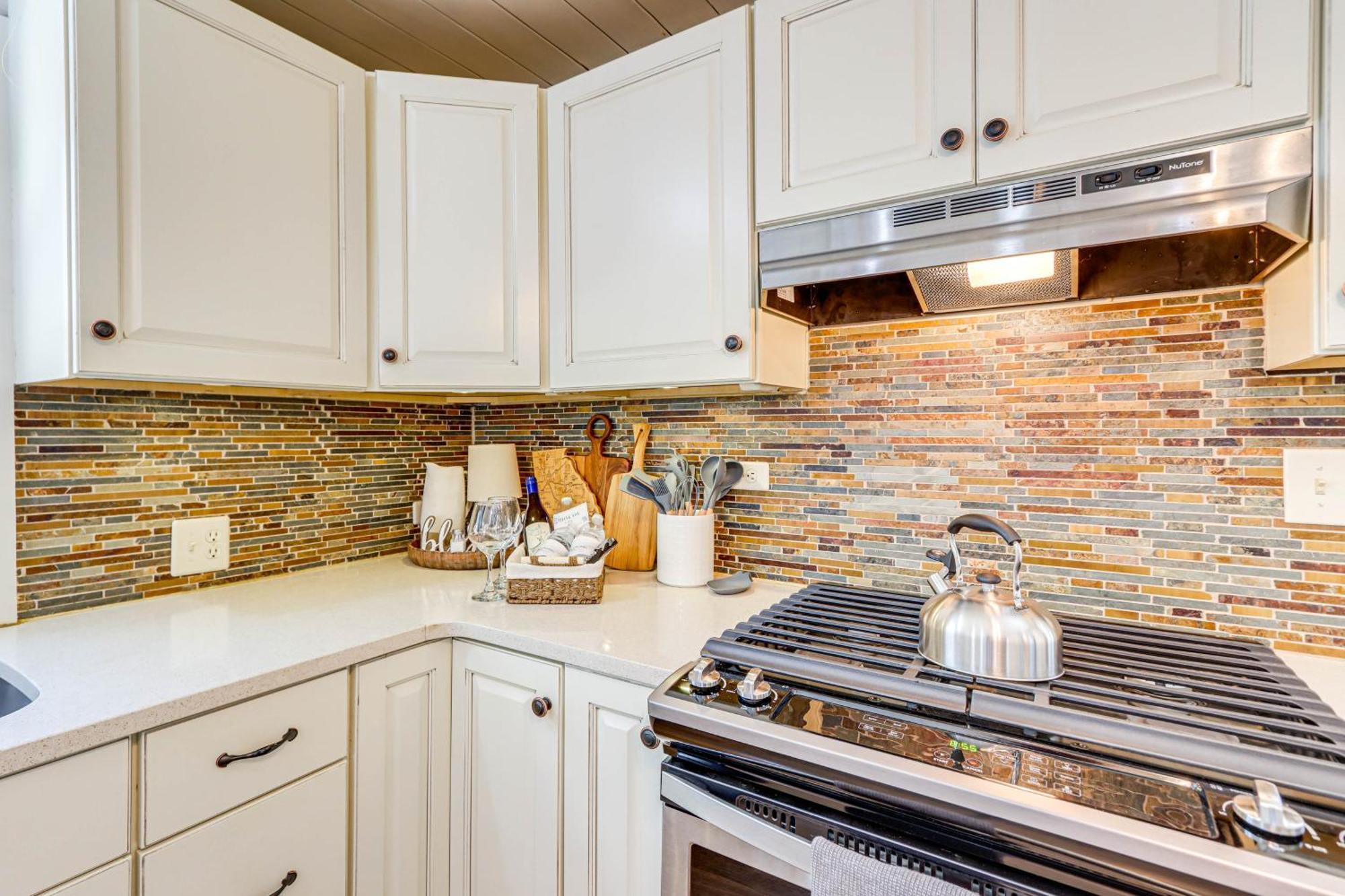 Dog-Friendly Hiawassee Cabin With Decks And Fire Pit! Exteriér fotografie